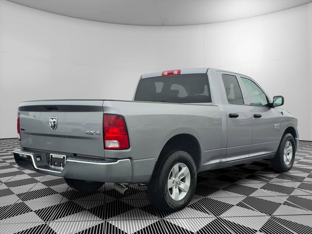 Used 2024 RAM 1500 Classic SLT image 9