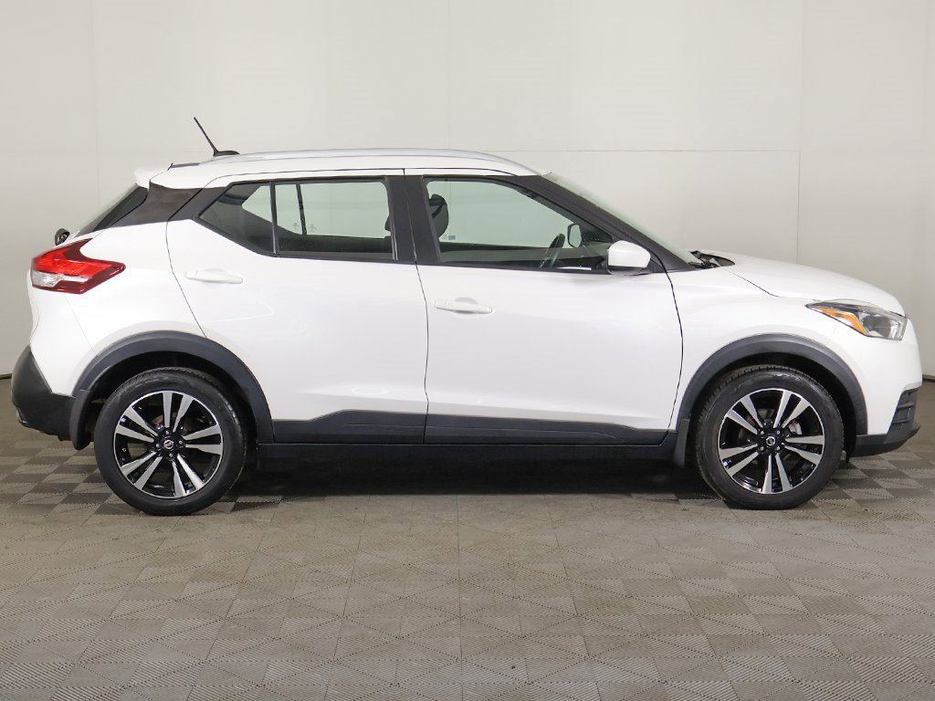 Used 2019 Nissan Kicks SV image 15