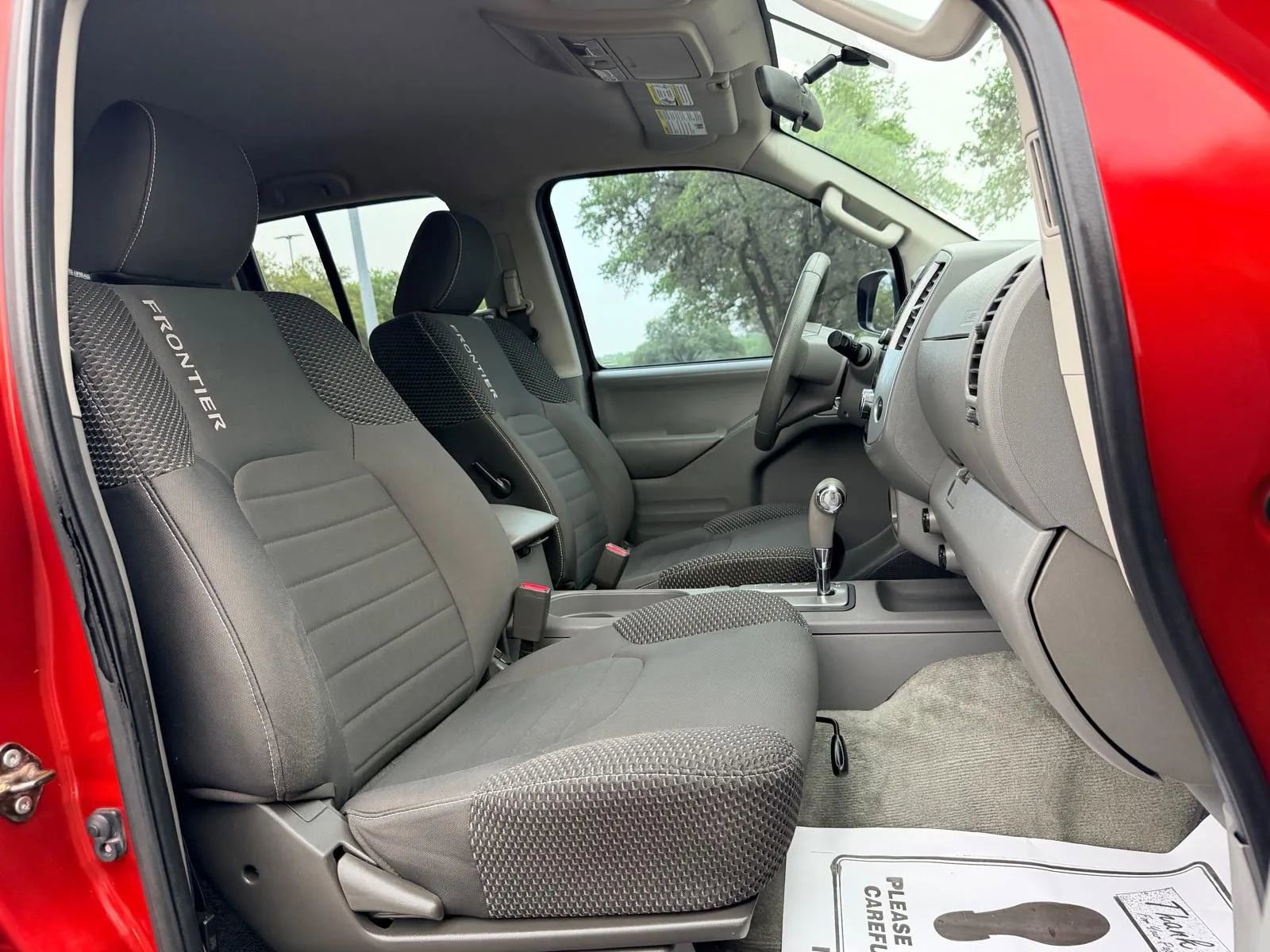 Used 2016 Nissan Frontier Desert Runner RWD image 23