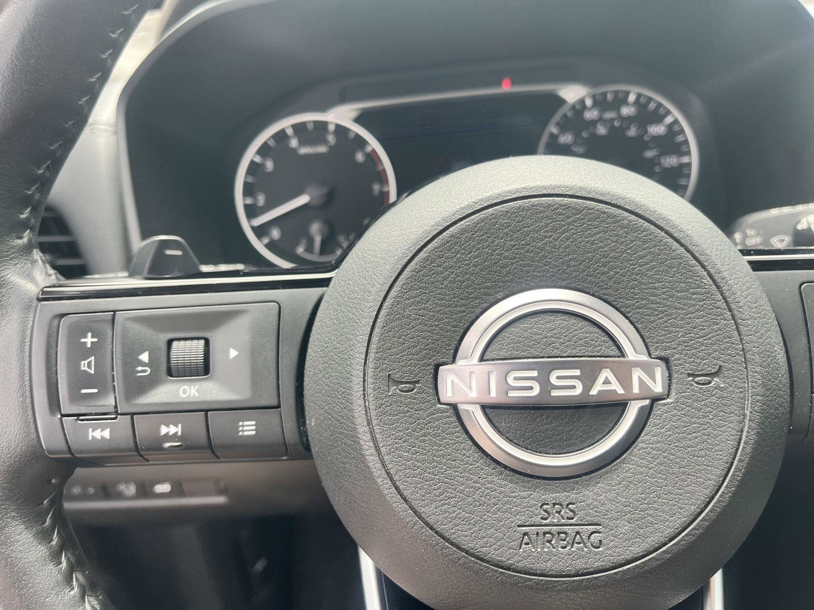 Used 2023 Nissan Rogue SL w/ SL Premium Package FWD image 25