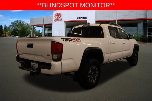 Used 2016 Toyota Tacoma TRD Off-Road w/ Premium & Technology Package AWD/4WD image 5