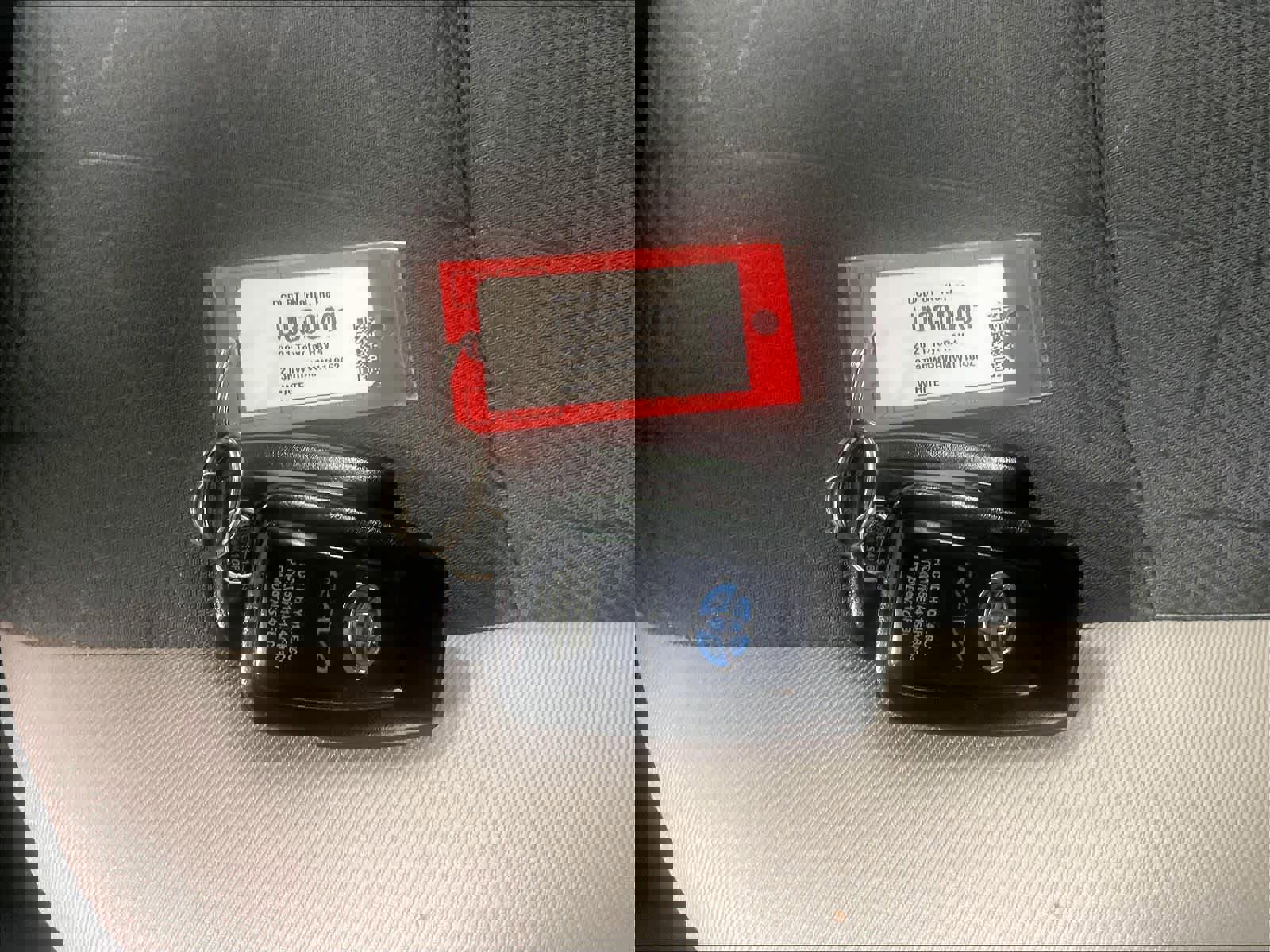 Used 2021 Toyota RAV4 XLE w/ Convenience Package image 32