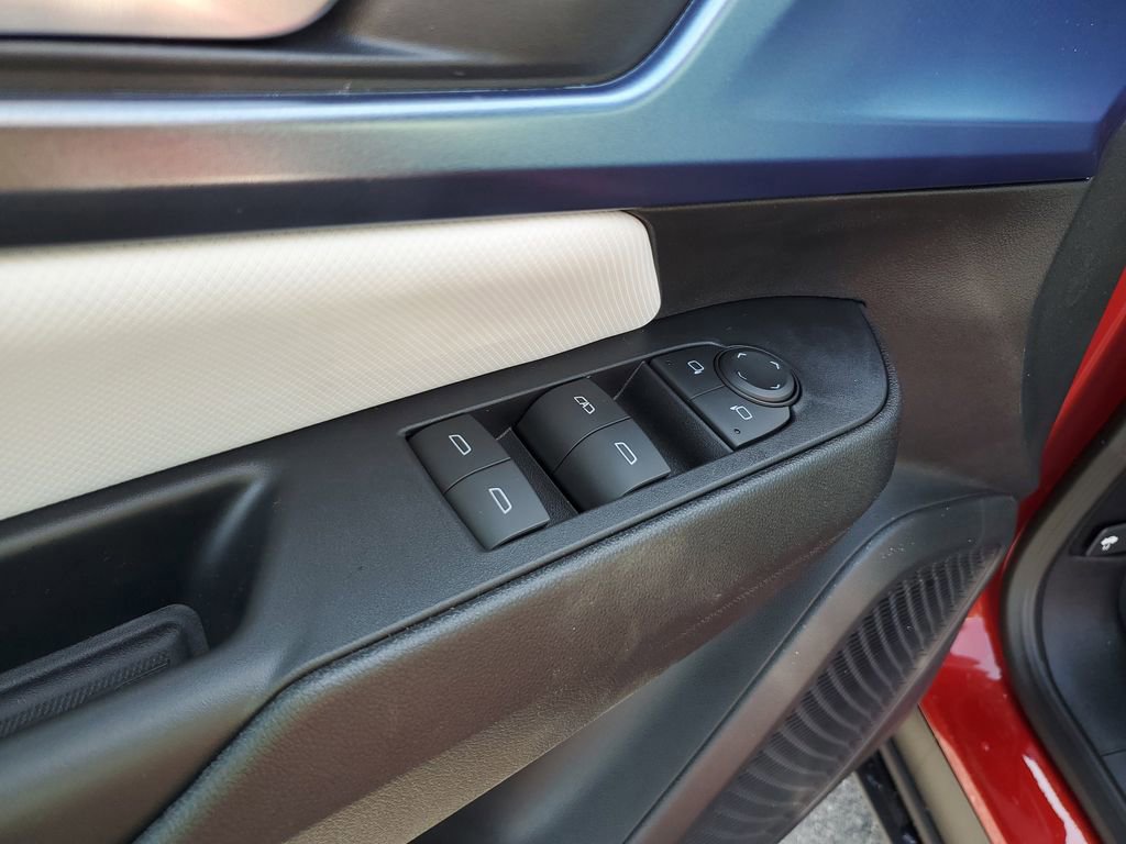 New 2026 Chevrolet Equinox EV LT FWD image 13