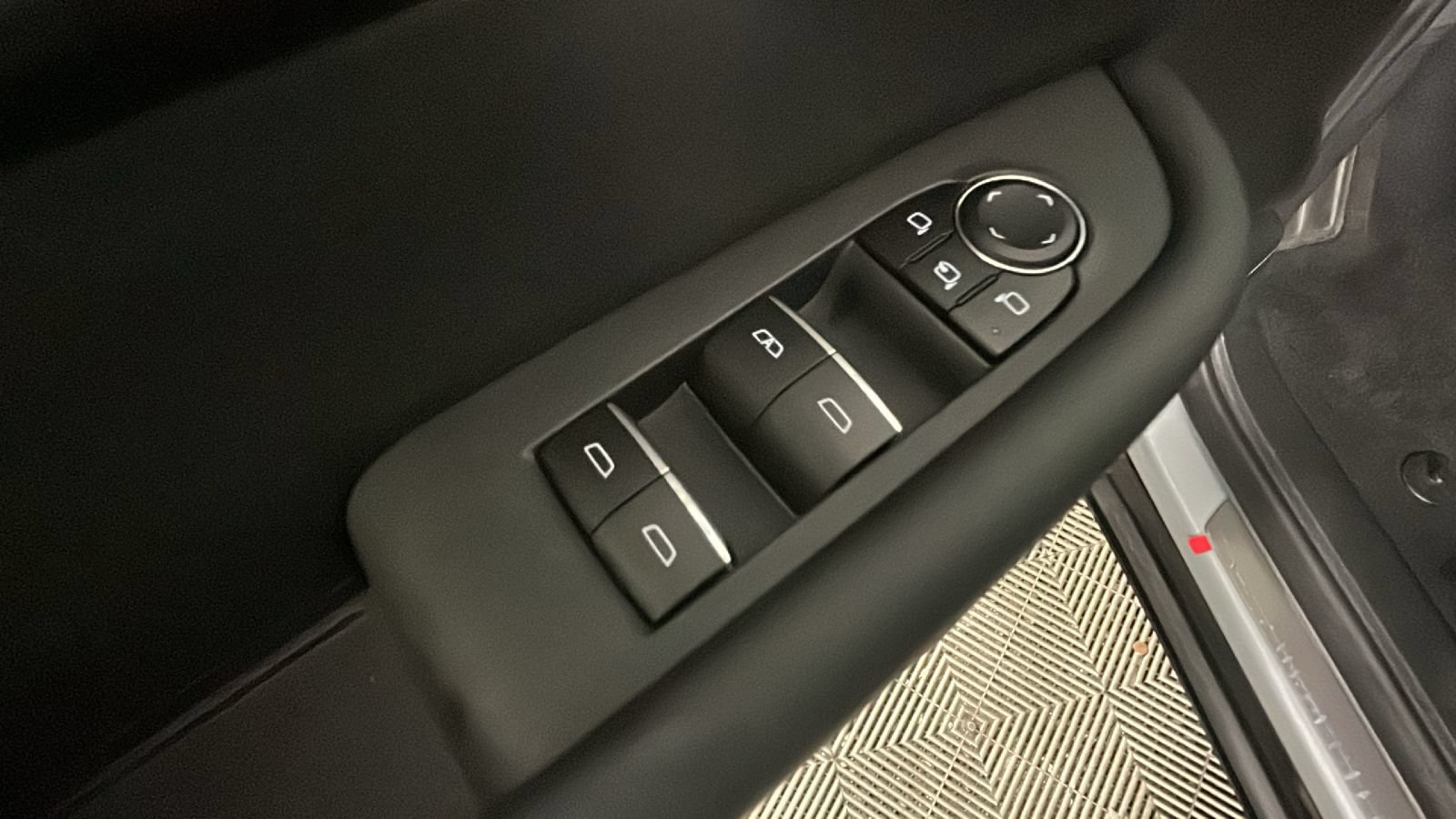 New 2026 Buick Enclave Sport Touring w/ Power Package FWD image 12