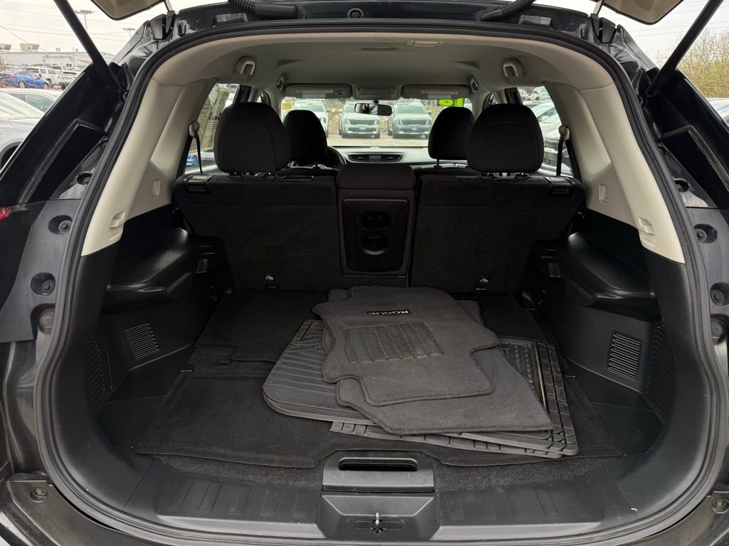 Used 2018 Nissan Rogue S image 13