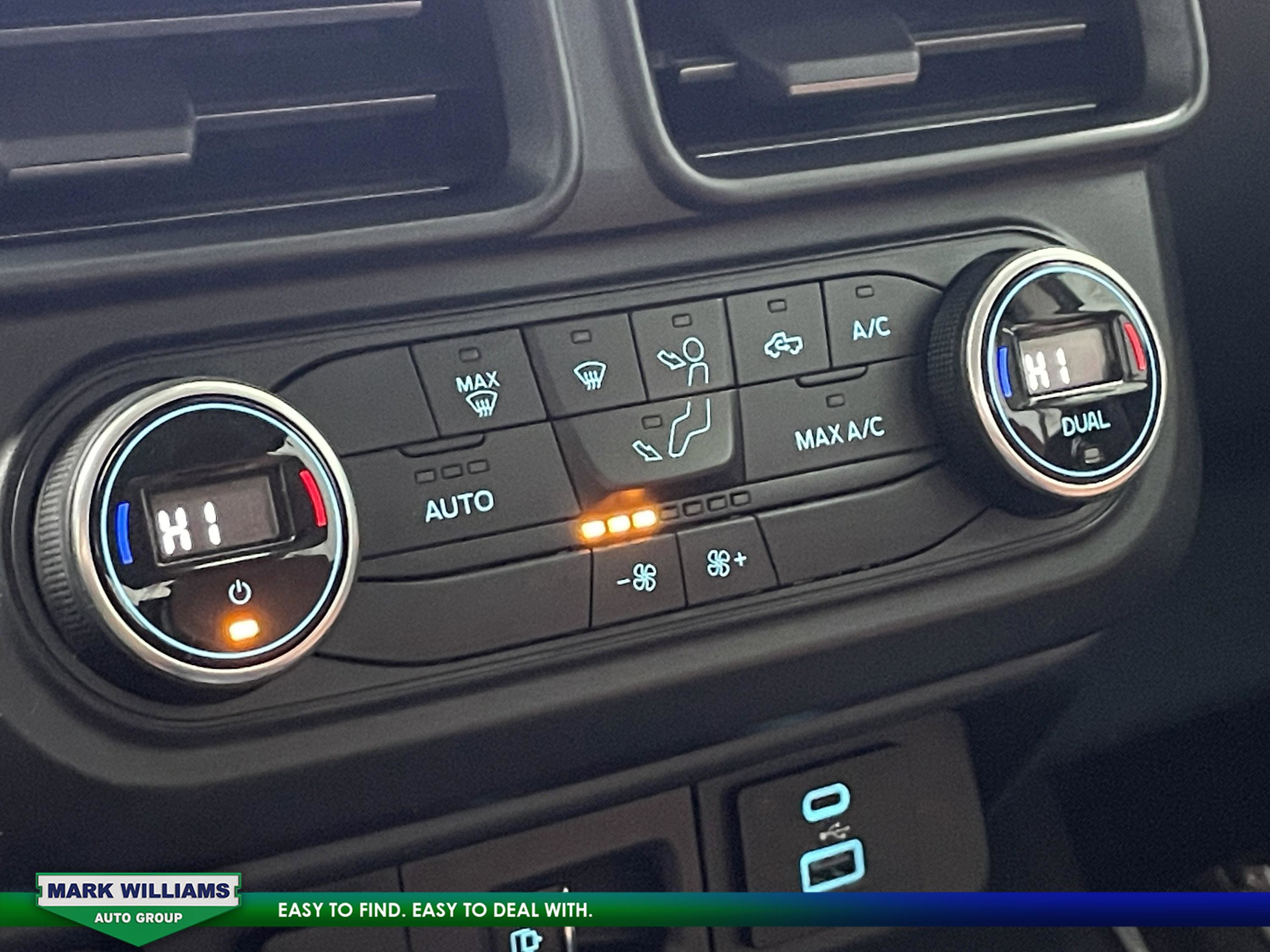 Used 2022 Ford Maverick Lariat w/ Equipment Group 500A Standard image 21