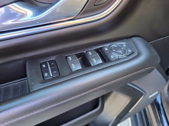 Used 2023 Chevrolet Tahoe High Country AWD/4WD image 25
