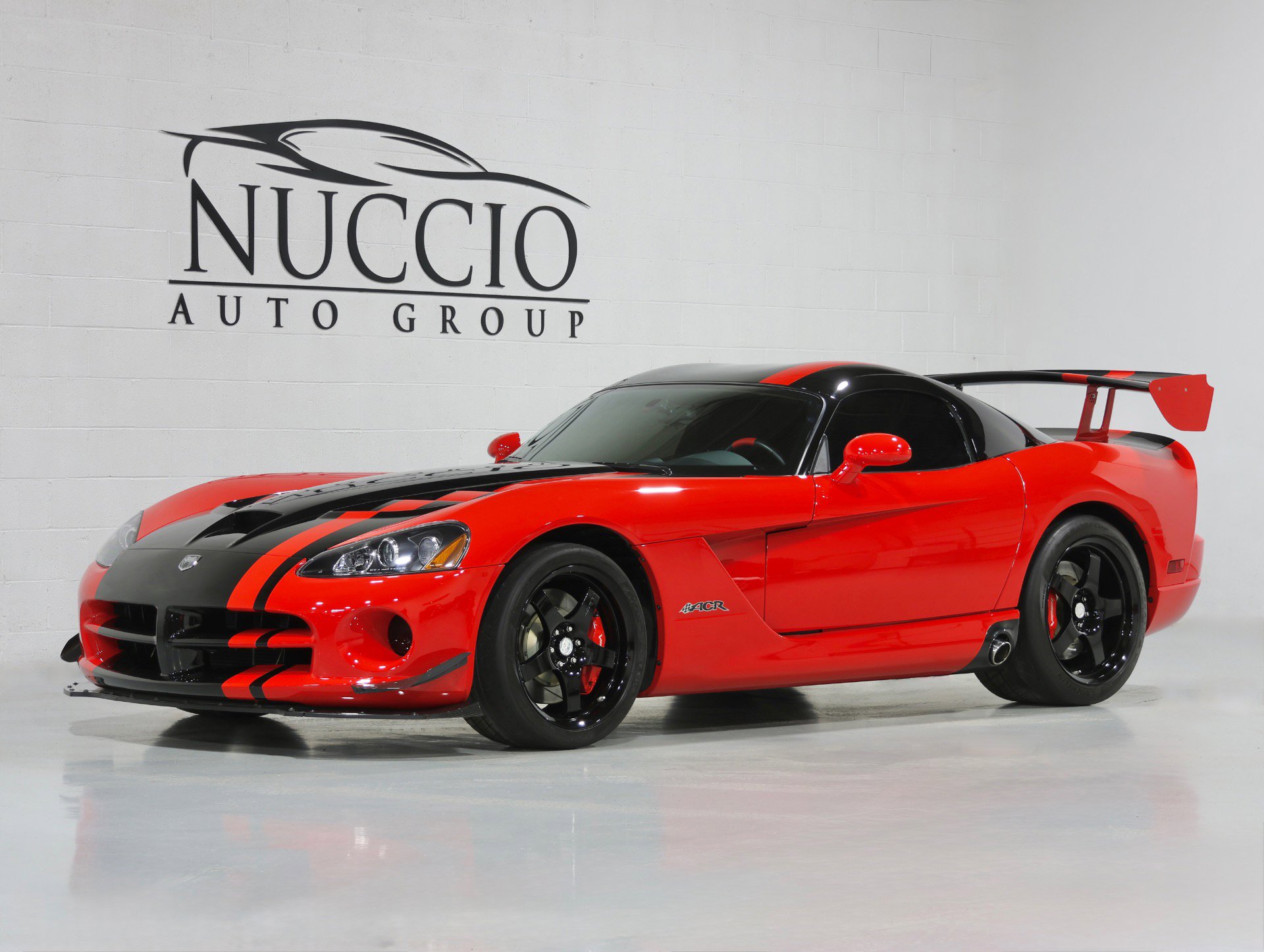 Used 2008 Dodge Viper SRT-10 w/ Competition Group image 26