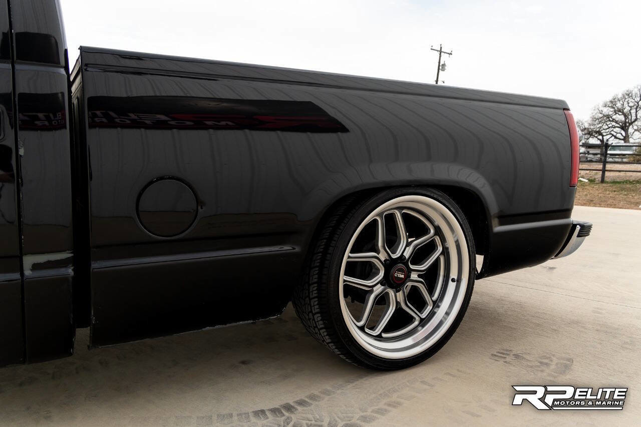 Used 1994 Chevrolet Silverado 1500 2WD Regular Cab image 28