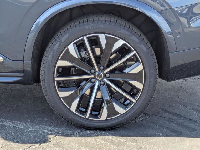 New 2026 Volvo XC90 T8 Plus w/ Protection Package image 6