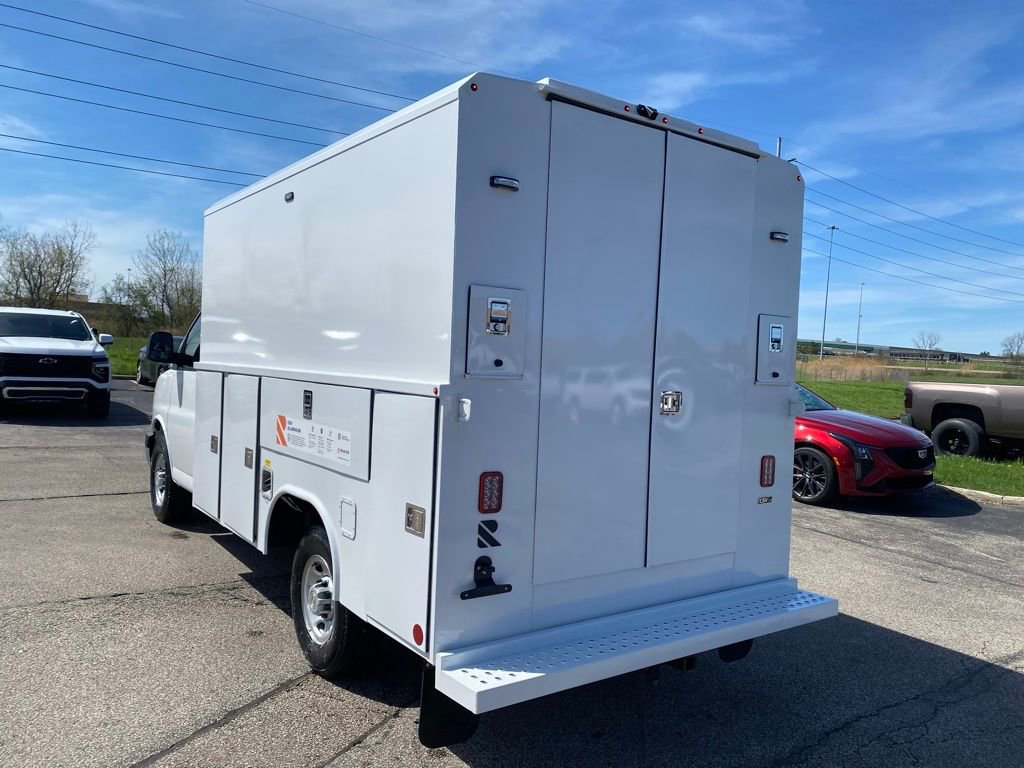 New 2025 Chevrolet Express 3500 w/ Power Convenience Package RWD image 5
