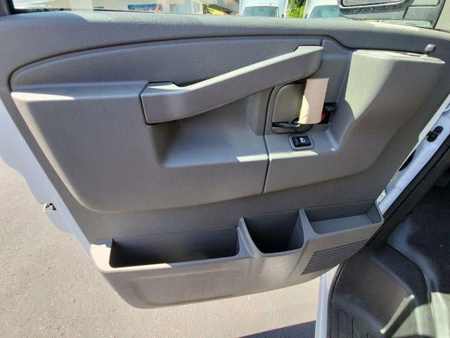 New 2026 Chevrolet Express 2500 w/ Driver Convenience Package RWD image 19