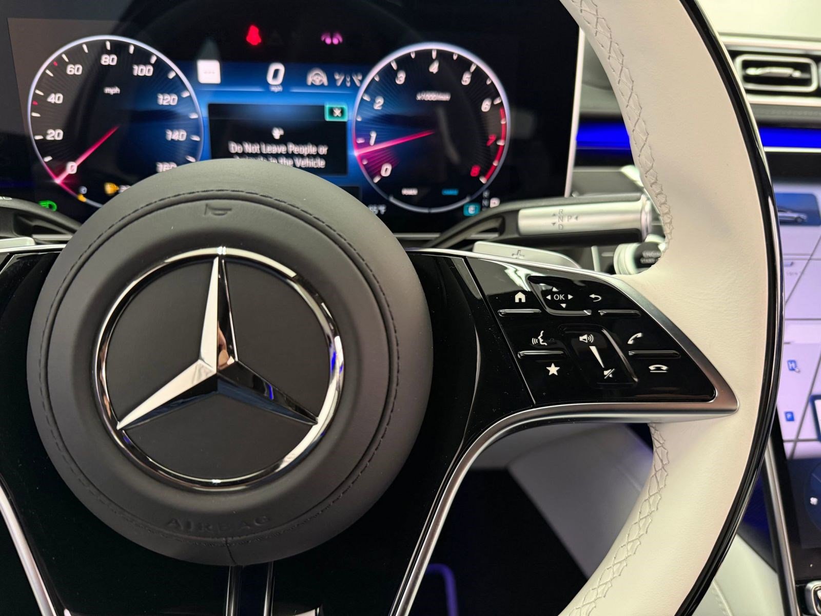 New 2026 Mercedes-Benz S 580 4MATIC Sedan image 25