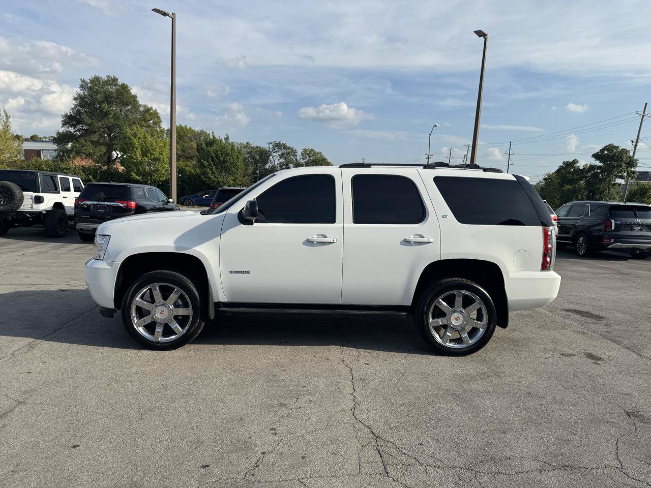 Used 2010 Chevrolet Tahoe LT AWD/4WD image 6