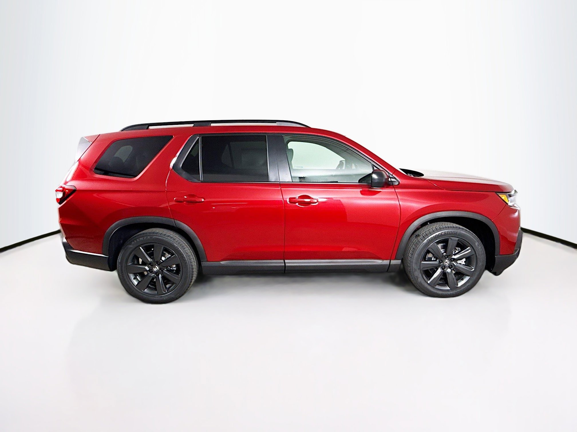 New 2026 Honda Pilot Sport image 2