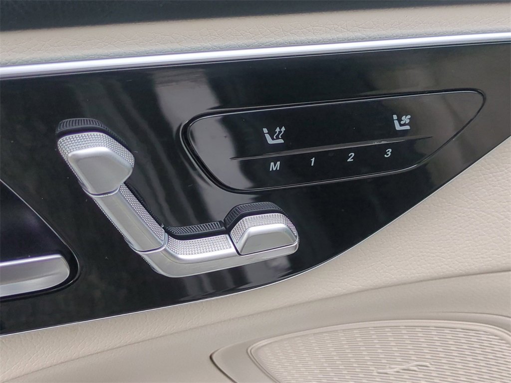 Used 2022 Mercedes-Benz C 300 Sedan image 19