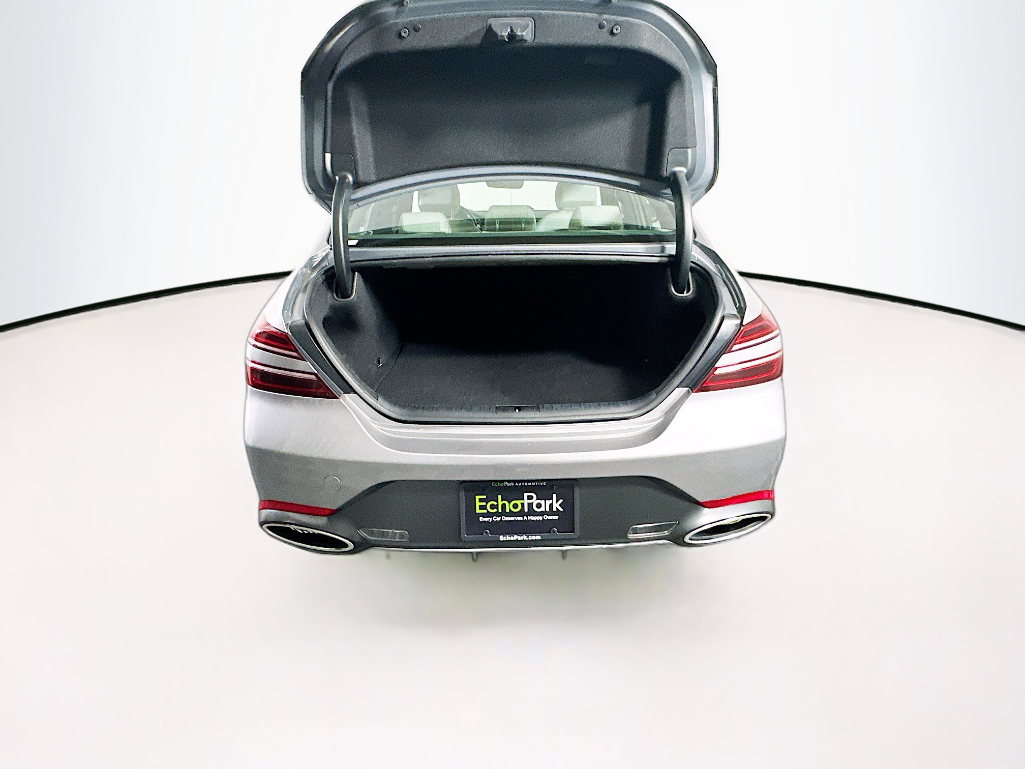 Used 2025 Genesis G70 2.5T image 30