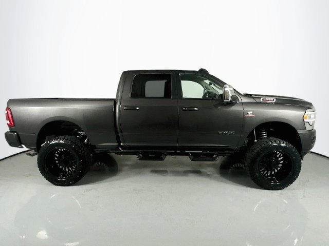Used 2024 RAM 2500 Laramie w/ Safety Group AWD/4WD image 10