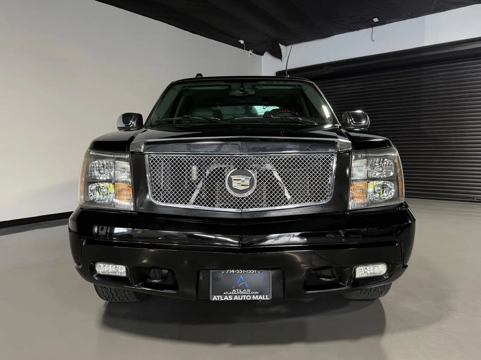 Used 2005 Cadillac Escalade EXT AWD/4WD image 2