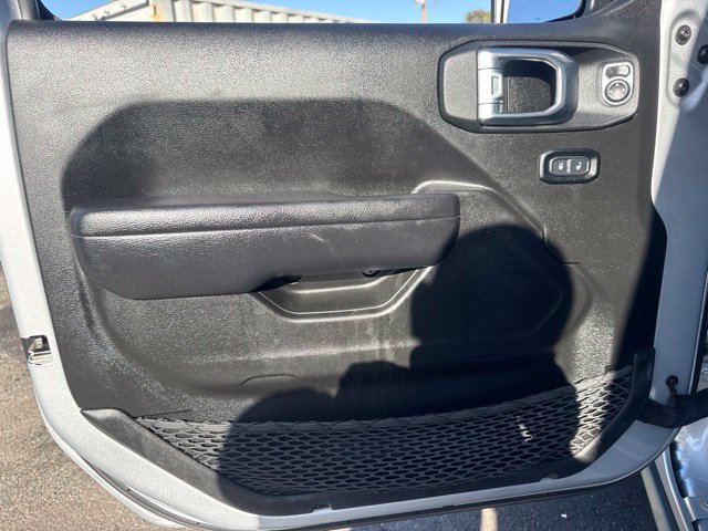 Used 2024 Jeep Wrangler Unlimited Rubicon 4xe AWD/4WD image 14