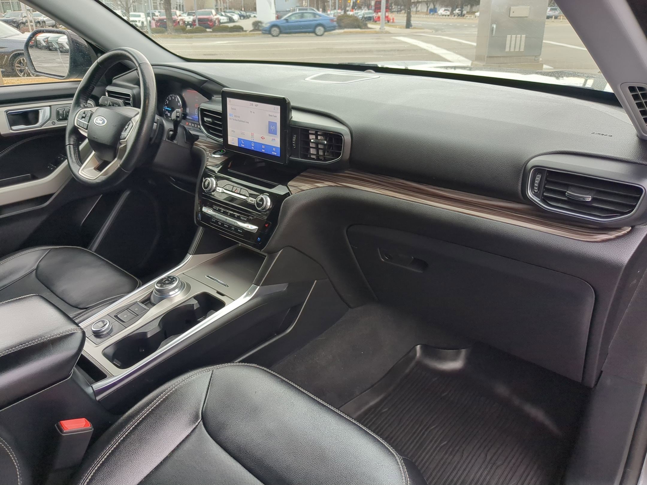 Used 2021 Ford Explorer Limited w/ Hybrid Equipment Group 310A image 34