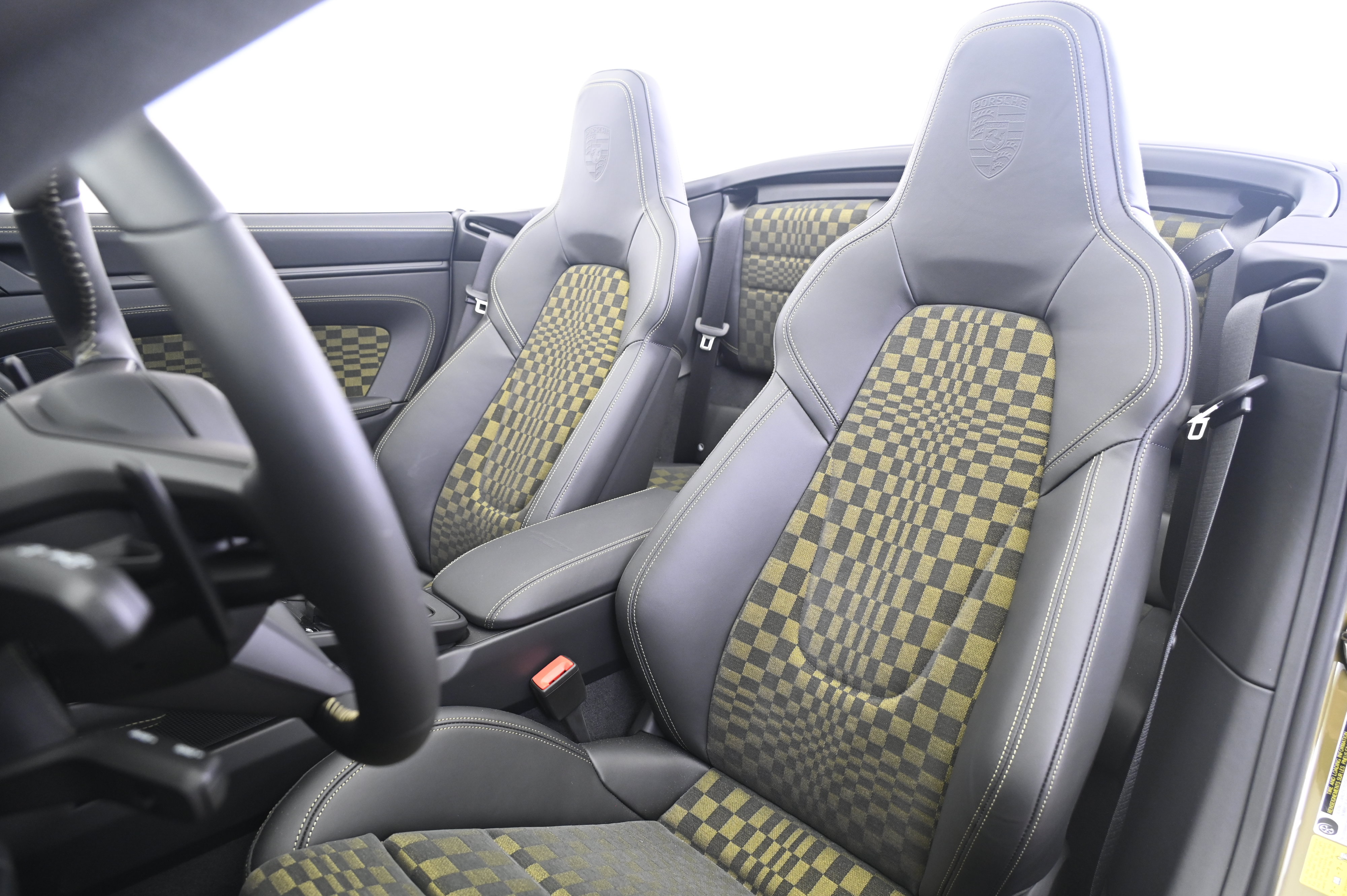 Used 2026 Porsche 911 GTS RWD image 32