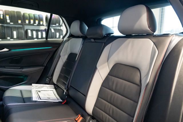 Used 2022 Volkswagen GTI SE FWD image 26