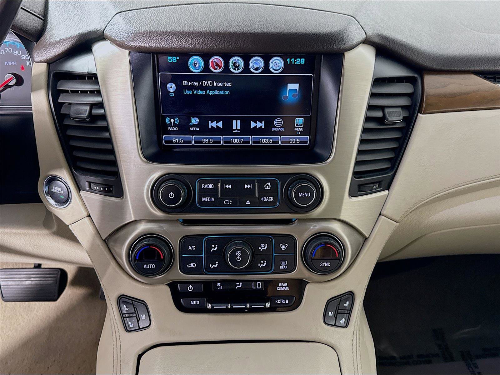 Used 2020 GMC Yukon XL Denali w/ Denali Ultimate Package image 8