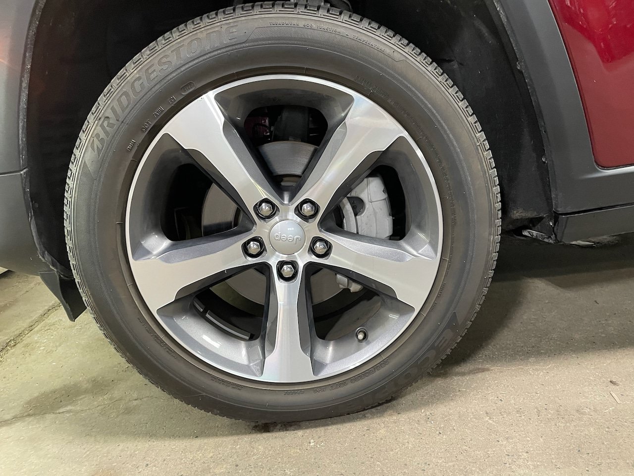 Used 2023 Jeep Grand Cherokee Limited AWD/4WD image 28