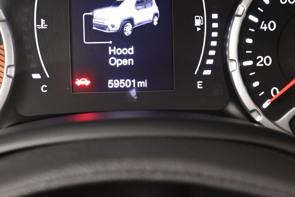 Used 2020 Jeep Renegade Latitude w/ Cold Weather Group AWD/4WD image 32