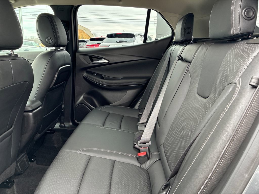Used 2021 Buick Encore GX Essence w/ Advanced Technology Package image 17