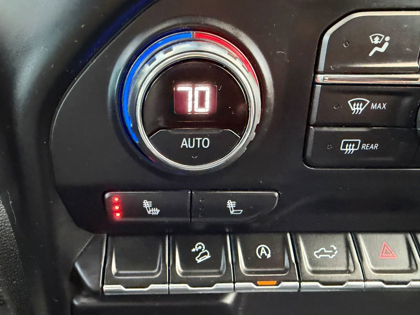 Used 2020 Chevrolet Silverado 1500 LT w/ All-Star Edition image 21