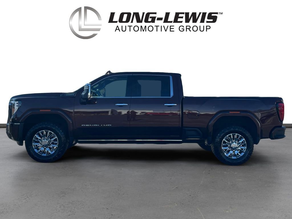 Used 2024 GMC Sierra 2500 Denali Ultimate image 2