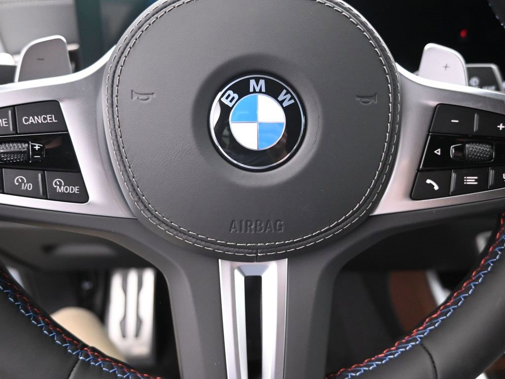 New 2026 BMW X5 M60i w/ Executive Package image 14