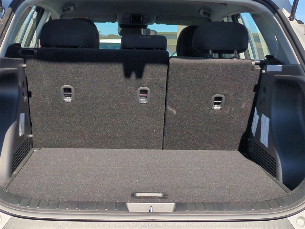 Certified 2026 Hyundai Kona SE image 24