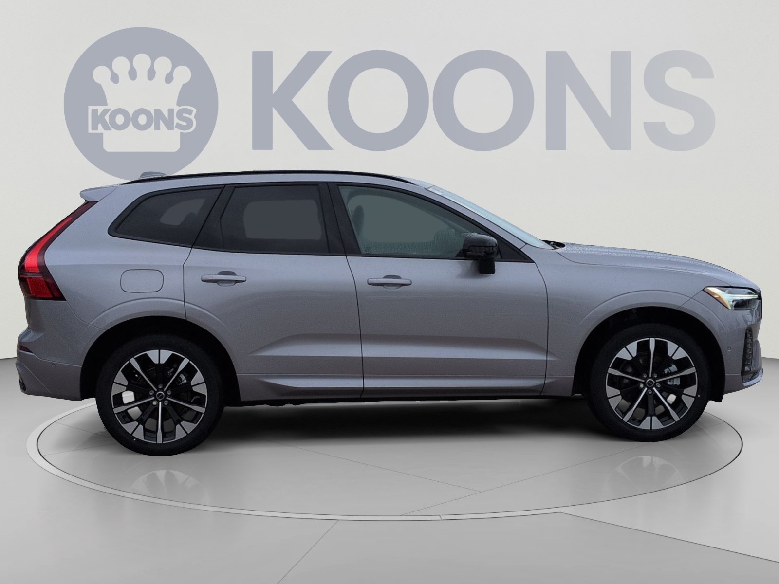 New 2026 Volvo XC60 B5 Plus w/ Protection Package Premier AWD/4WD image 17