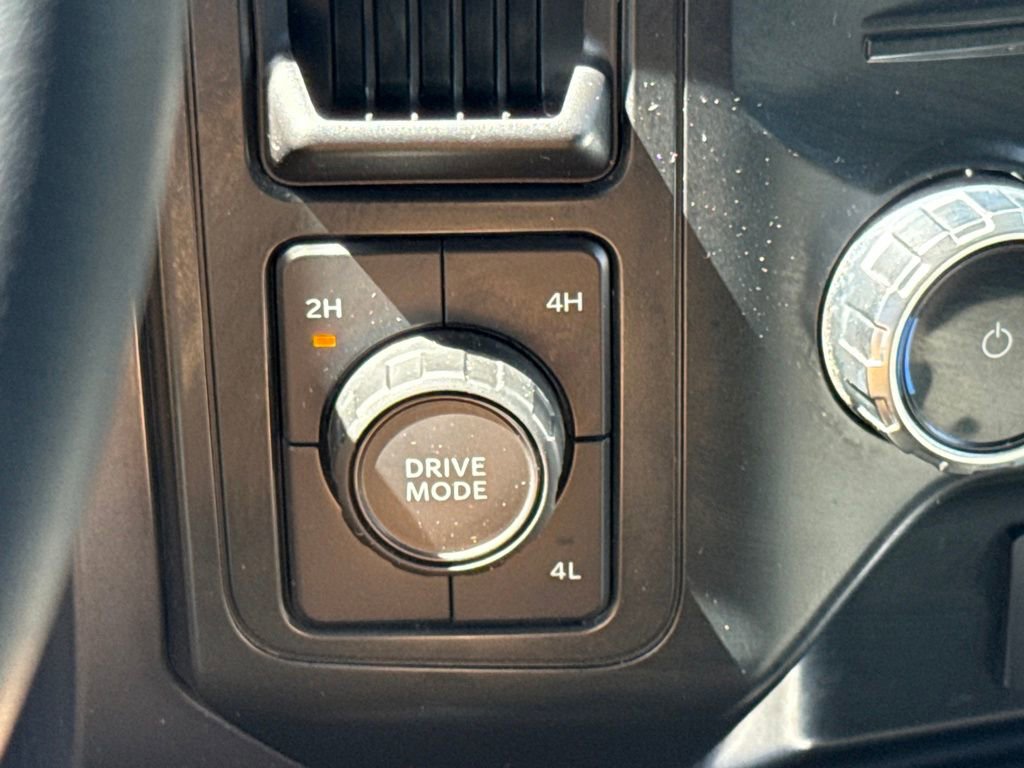 Used 2025 Ford F150 XLT w/ Equipment Group 301A Standard image 28