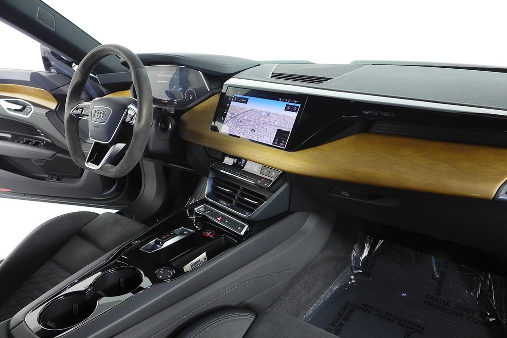 Used 2022 Audi e-tron GT Premium Plus AWD/4WD image 12