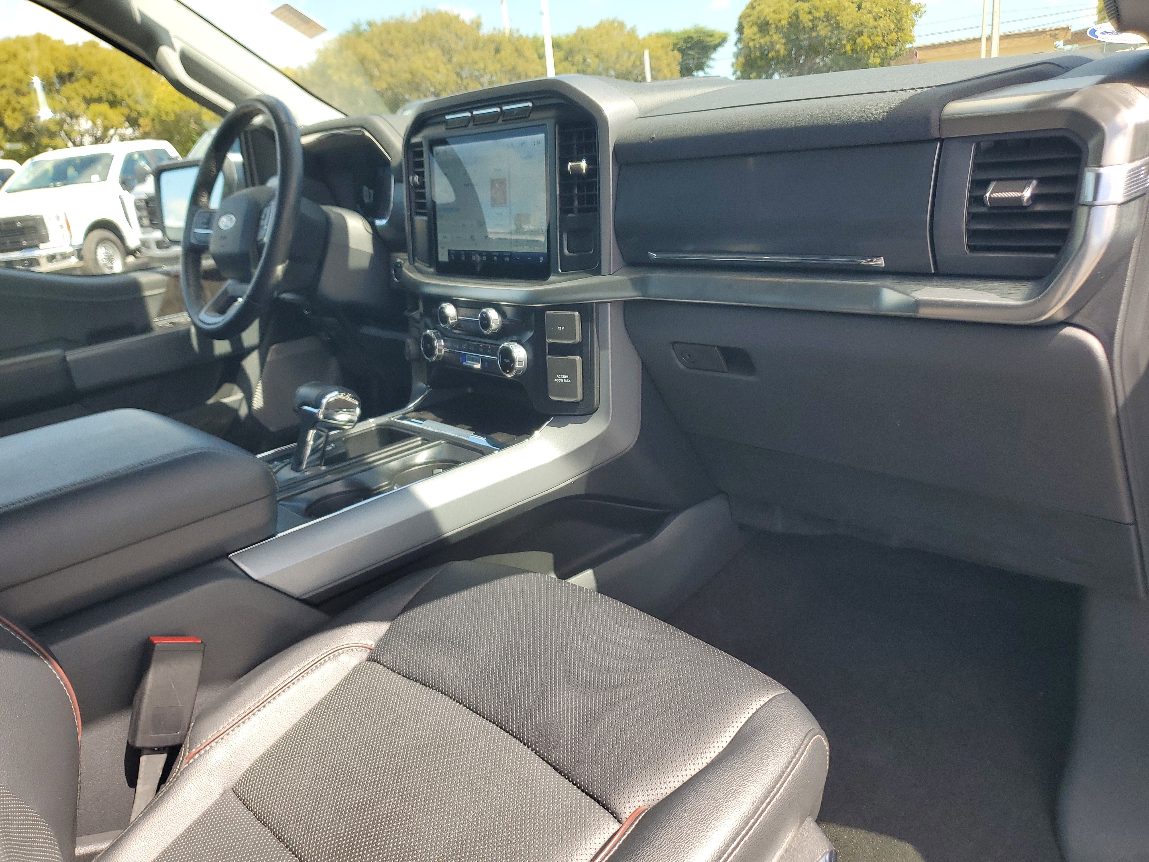 Used 2023 Ford F150 Lariat image 18