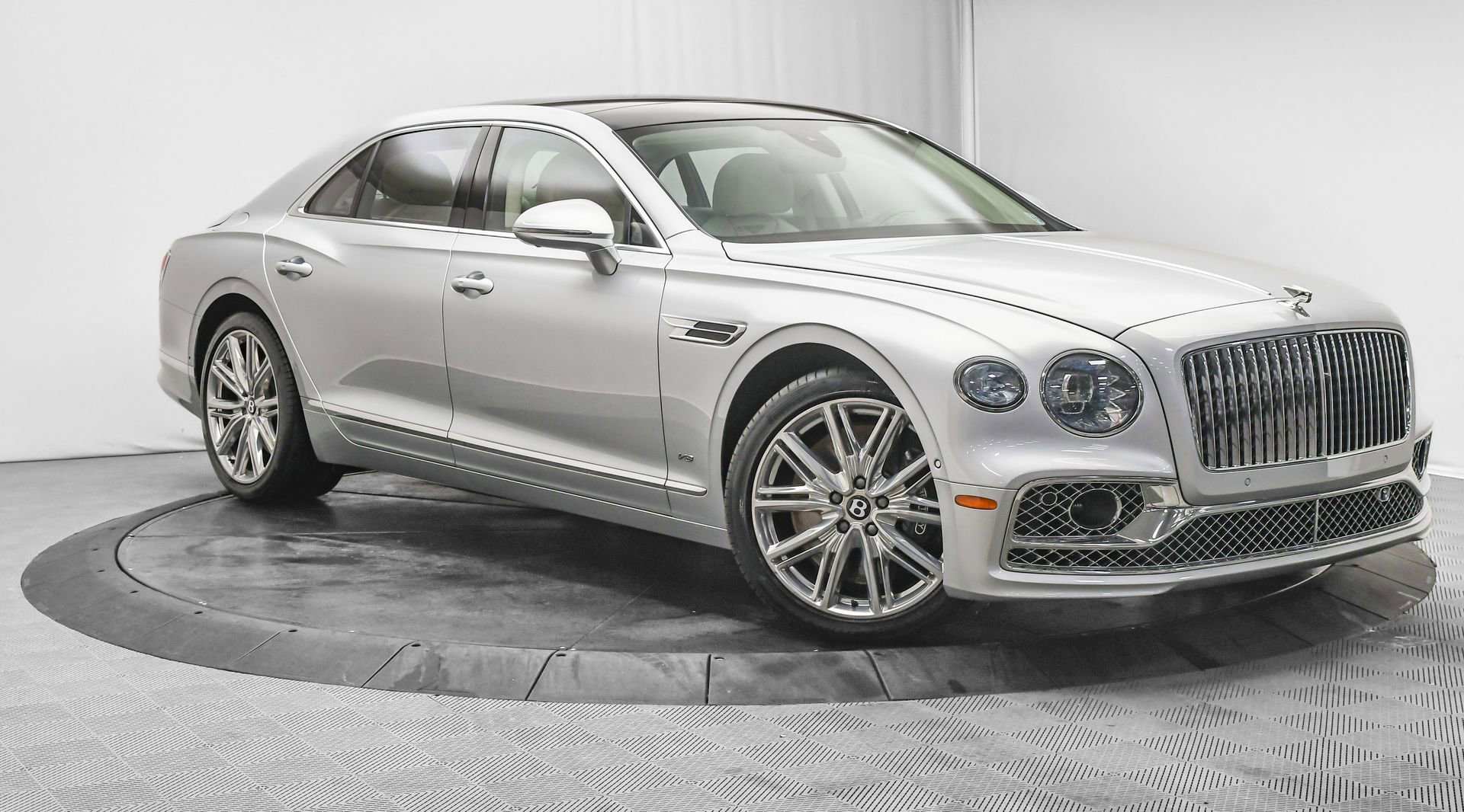 Used 2022 Bentley Flying Spur V8