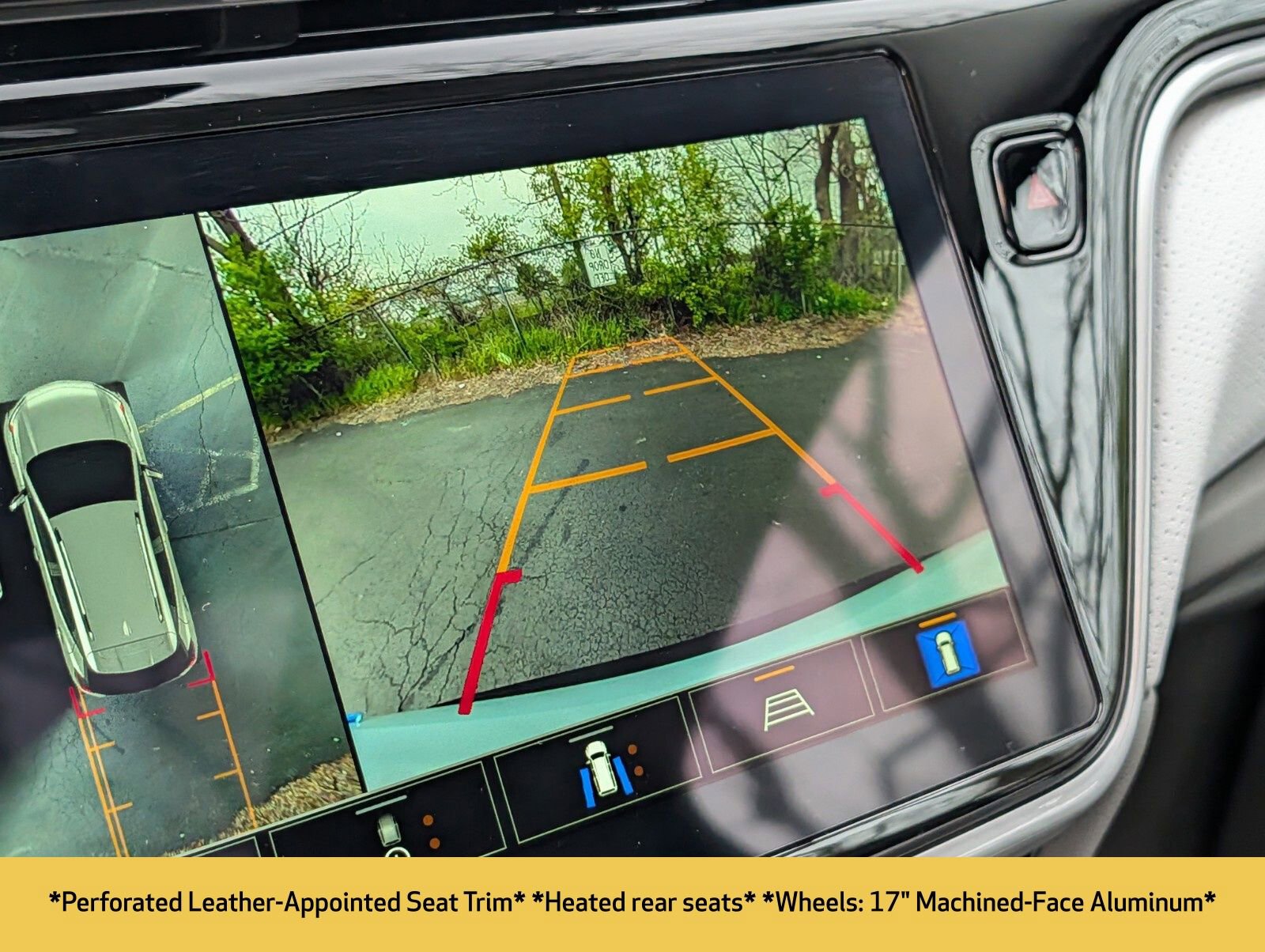 Used 2023 Chevrolet Bolt EUV Premier w/ Sun & Sound Package FWD image 7