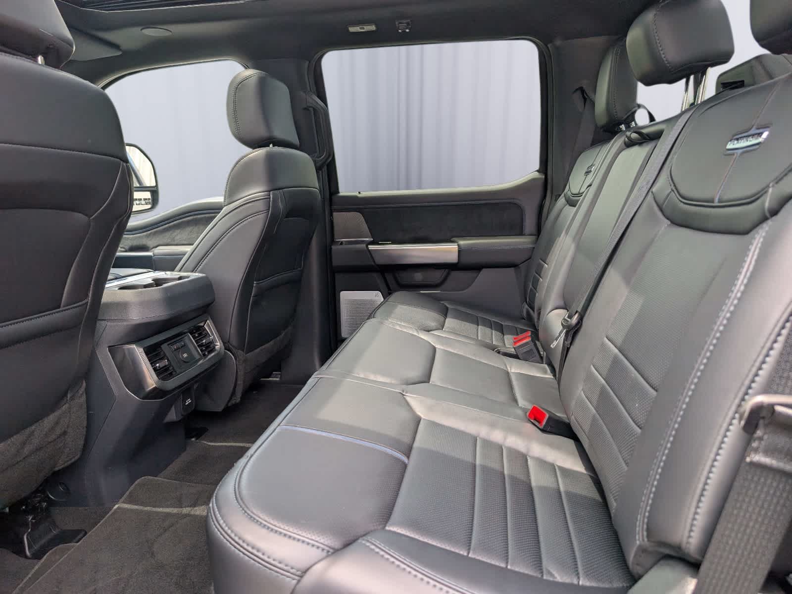 Used 2025 Ford F250 Platinum AWD/4WD image 15