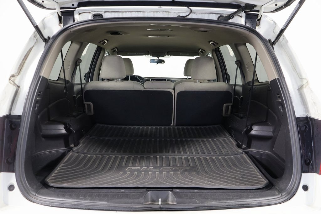 Used 2016 Honda Pilot EX image 12