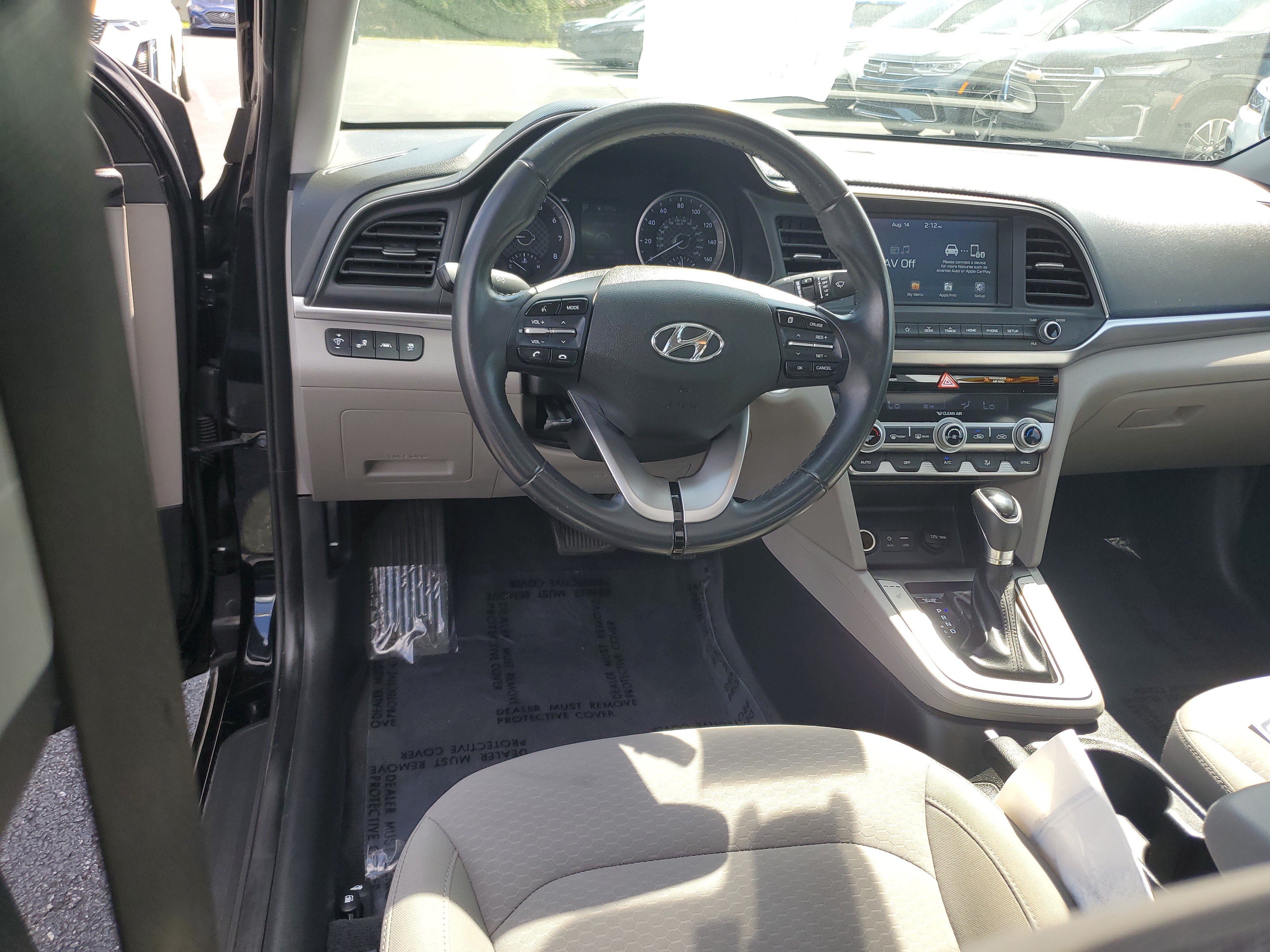 Used 2019 Hyundai Elantra Value Edition FWD image 10
