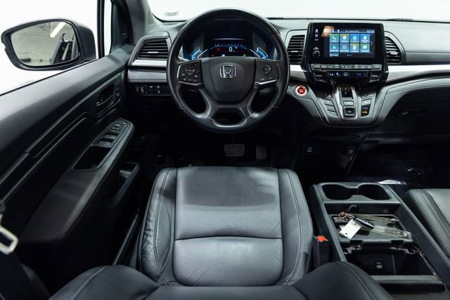 Used 2023 Honda Odyssey EX-L image 3