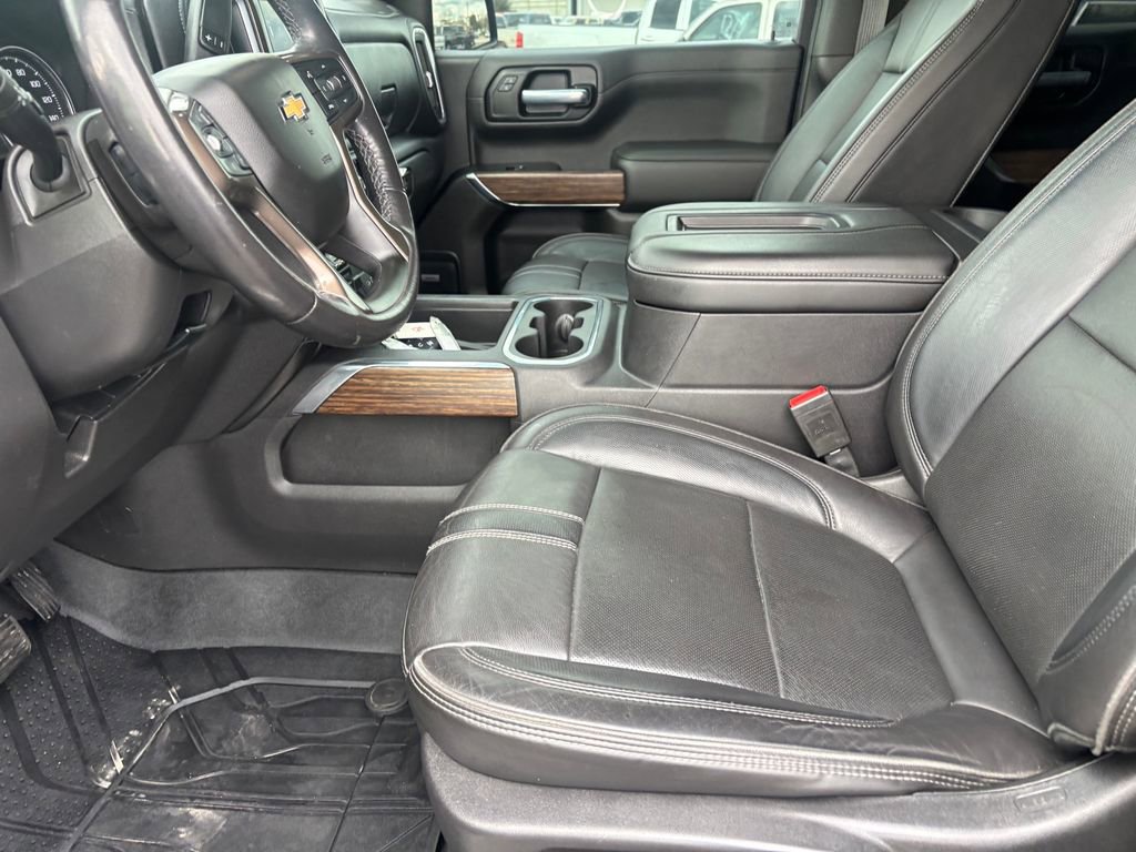 Used 2021 Chevrolet Silverado 1500 High Country w/ Technology Package image 10