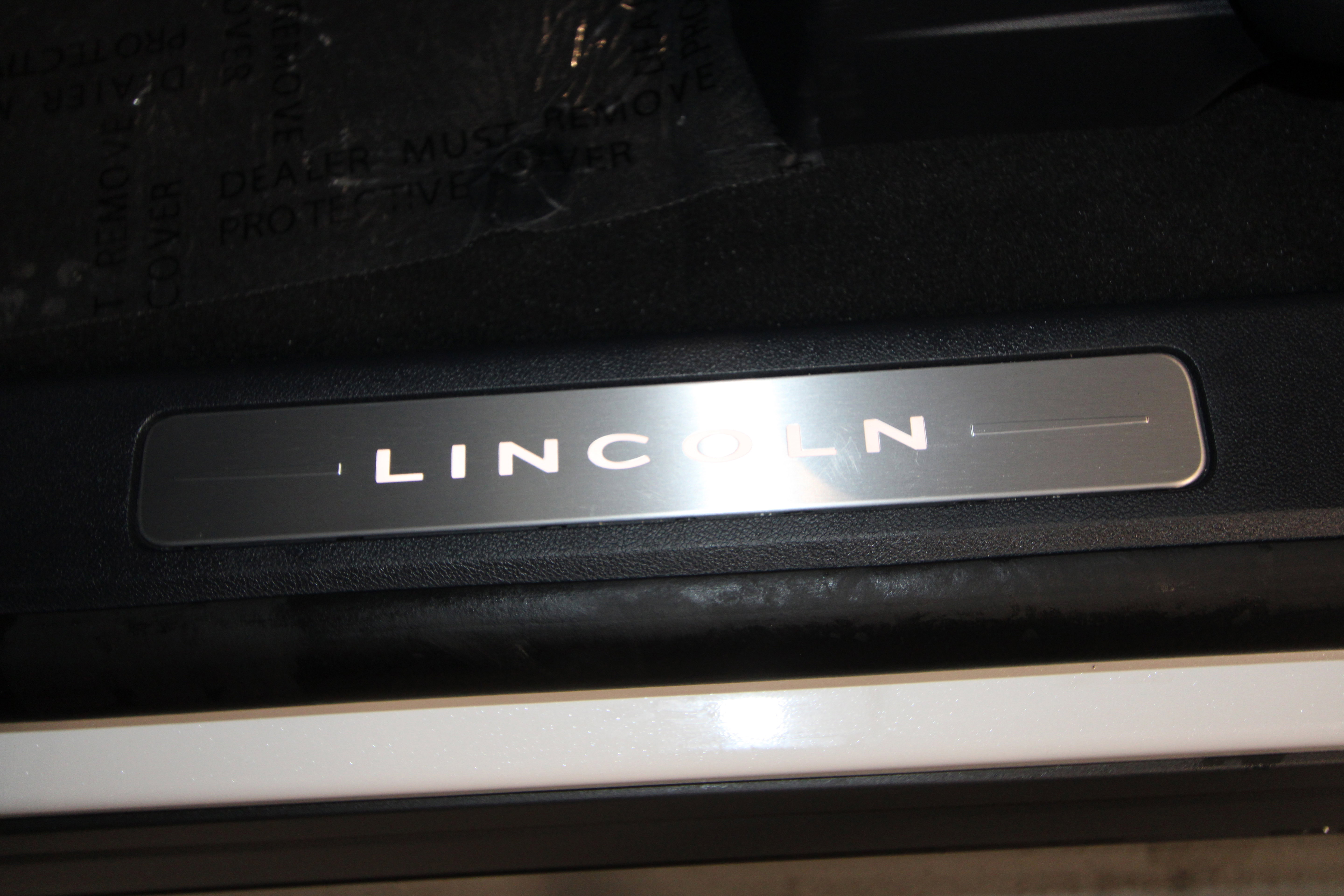 New 2026 Lincoln Aviator Reserve image 6