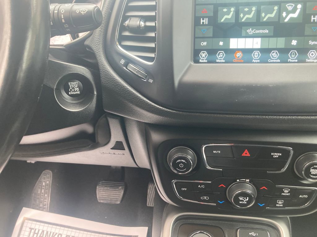 Used 2021 Jeep Compass Latitude w/ Convenience Group image 22