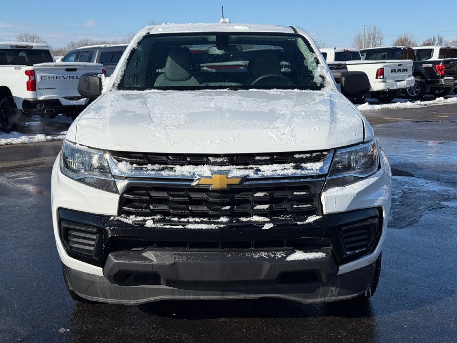 Used 2022 Chevrolet Colorado W/T image 3