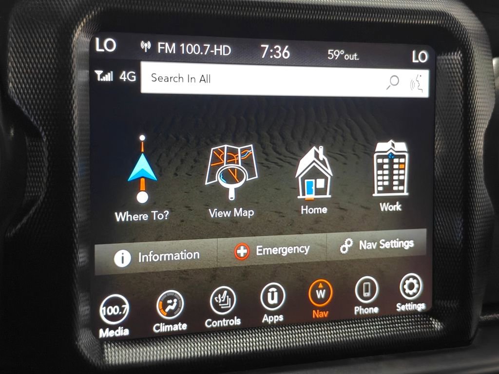 Used 2023 Jeep Gladiator Willys image 33